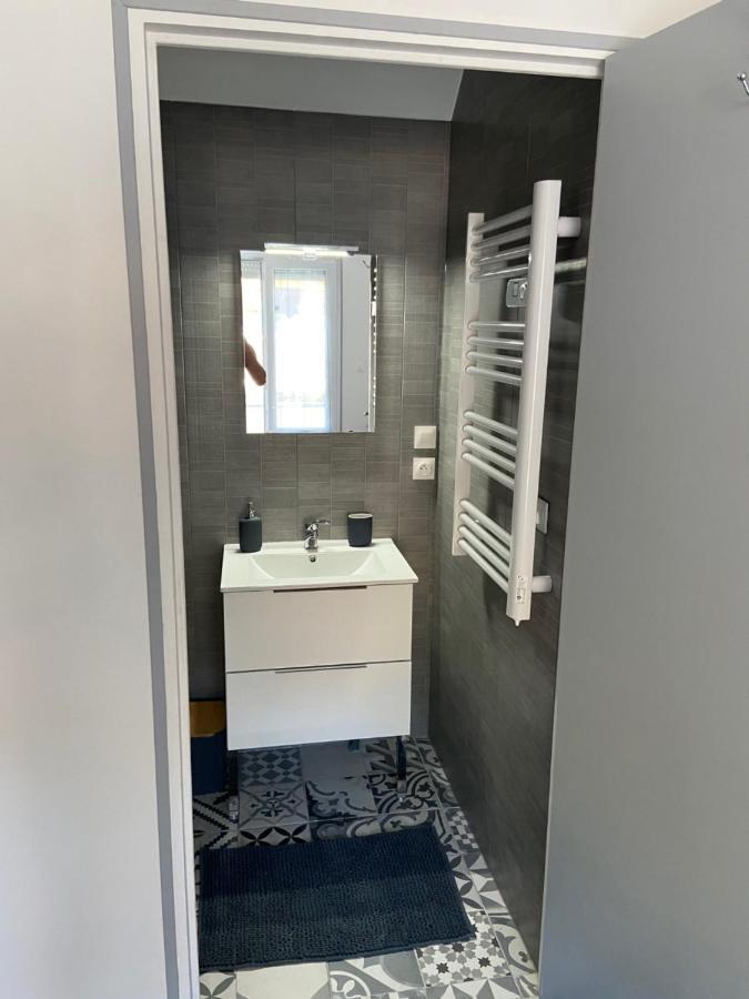 Chez Pascal Apartment Nyons Bagian luar foto