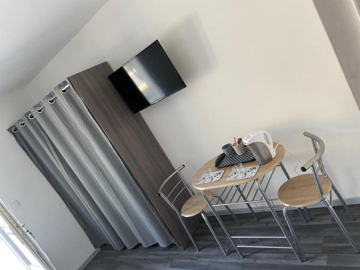 Chez Pascal Apartment Nyons Bagian luar foto